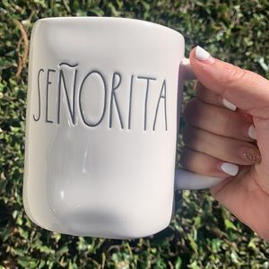 Rae Dunn Señorita mug